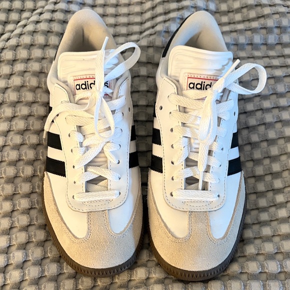 Adidas Samba White and Black Classic Sneakers - Picture 1 of 7